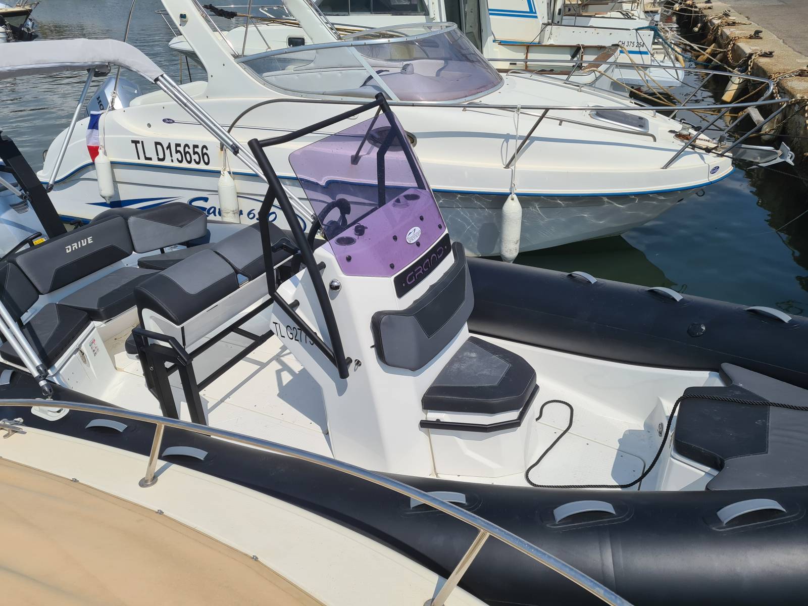 Vente occasion Semi rigide Grand Drive D600 Lux PVC, équipé d'un moteur Honda 115 cv, à La, Londe les Maures