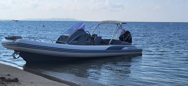 Vente semi rigide occasion Grand Golden Line G850 équipé d'un moteur Mercury 350 Cv à La Londe les Maures