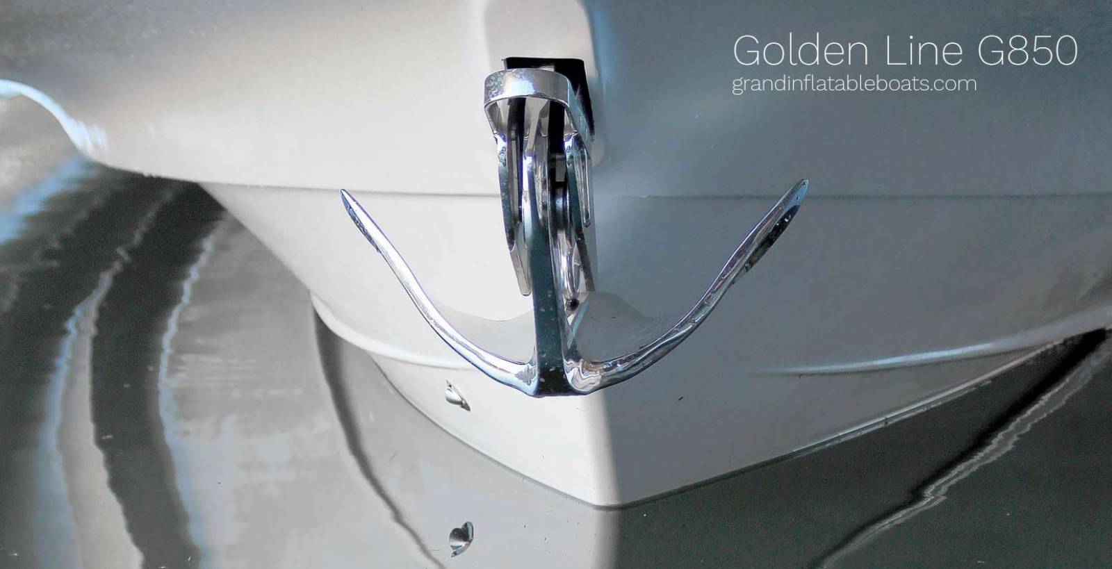 Semi rigide GRAND BOATS Golden Line G850 Hypalon ou PVC, équipé de moteur Honda