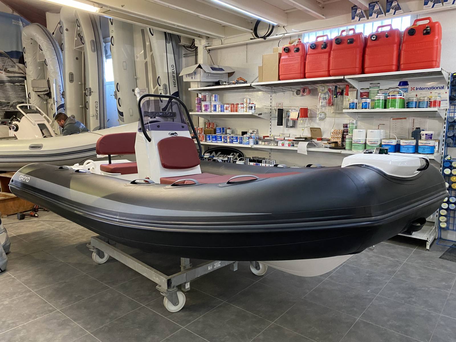 Vente bateau semi rigide occasion Grand Silver Line S420 équipé d'un Honda 50 cv dispo à la Londe les maures dans le var