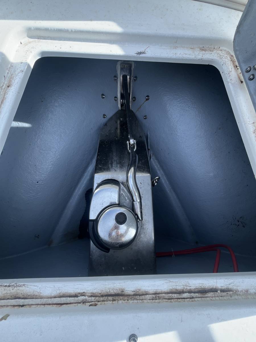 Vente semi rigide occasion Grand Golden Line G850 équipé de 2 moteurs Honda 200 Cv à La Londe les Maures