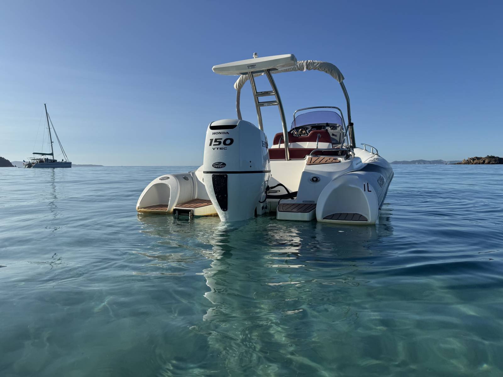Vente semi rigide occasion Grand Golden Line G580 équipé d'un moteur Honda 150 Cv à La Londe les Maures