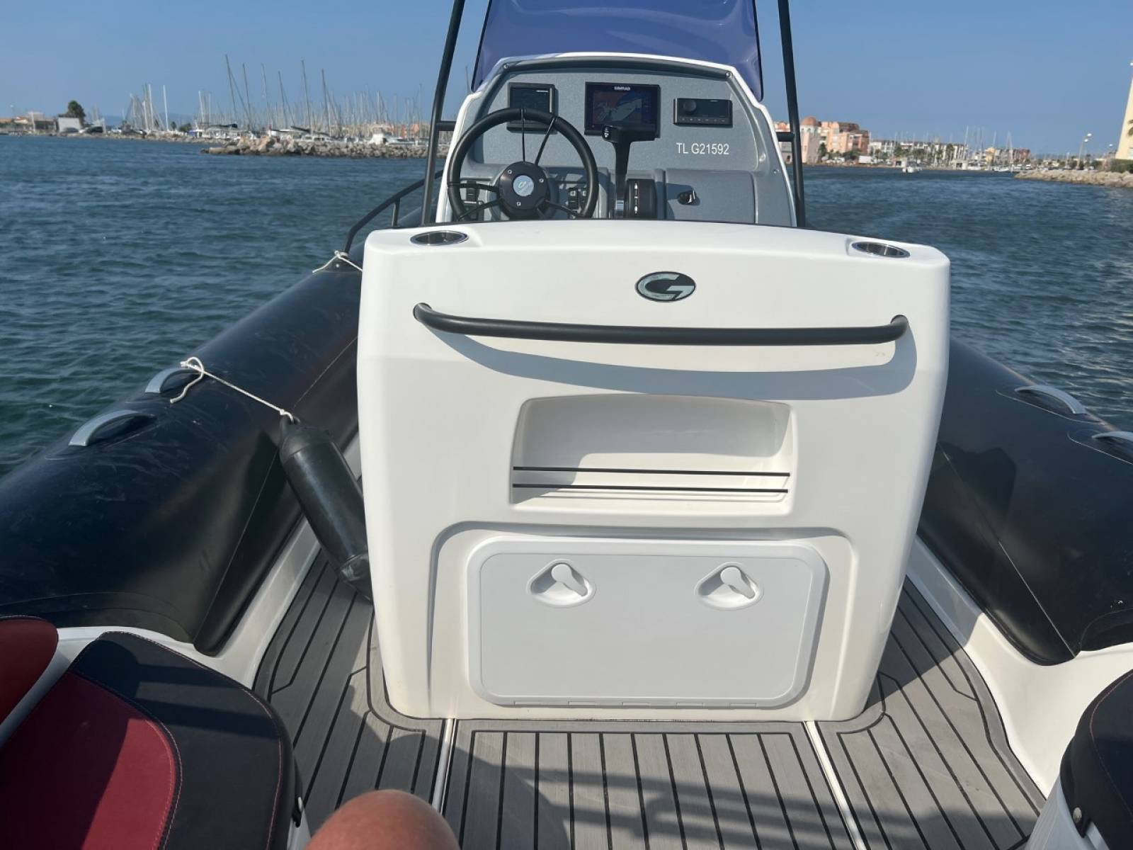 Vente occasion Grand Golden line G650 équipé d'un moteur Honda 150 cv à La Londe les Maures à côté de Toulon