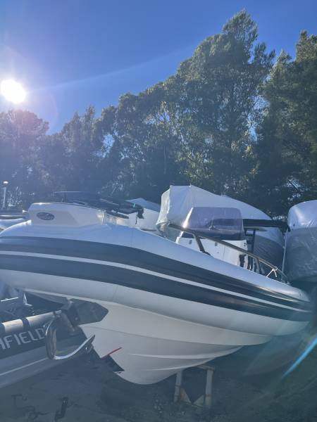 semi rigide occasion à Mandelieu prés de Cannes